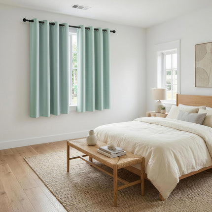 Artiss Blockout Curtains 2X 132x160cm Thermal Insulated Eyelet Drapes Green.