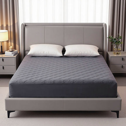 Giselle Water-Resistant Mattress Protector Microfiber 360° Fit King.