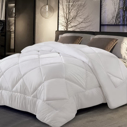 Giselle Bedding 800GSM Microfibre Bamboo Quilt Super King.