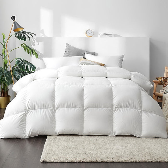 Giselle Bedding 700GSM Duck Down Feather Quilt Super King.