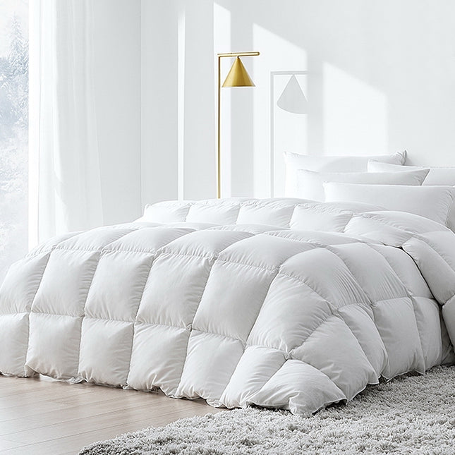 Giselle Bedding 500GSM Duck Down Feather Quilt Queen.