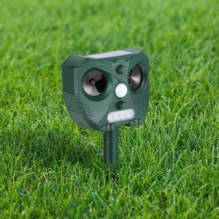 Gardeon Snake Repeller Ultrasonic Battery USB Powered.