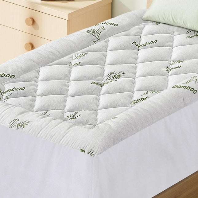 Giselle Bedding 5cm Pillowtop Mattress Topper 1000GSM Thick Soft Bamboo Cooling Pad for Back Pain Relief & Guest Bed, Washable Overfilled Cover with 45cm Deep Pocket Single.
