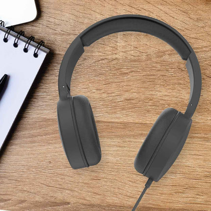 Laser Wired Headphones with 40mm Drivers Black.