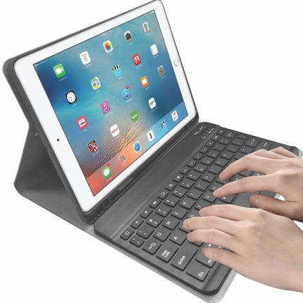 Laser Keyboard Case for iPad 10.2" - Black.