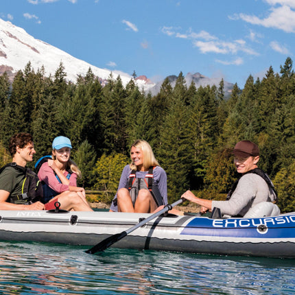 Outdoor Recreation > Boating > Canoes & Kayaks Cartoz.