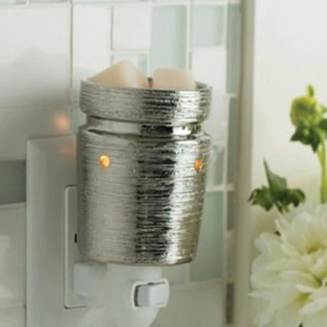 Brushed Chrome Pluggable Warmer.