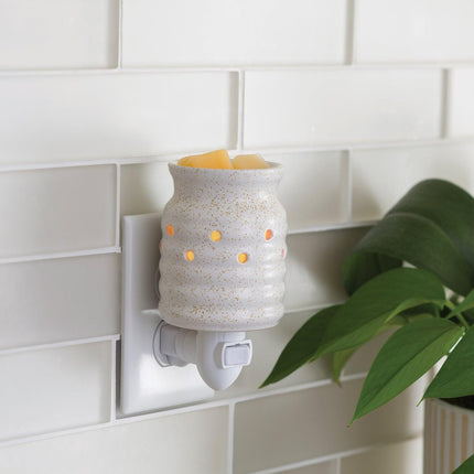 Farmhouse Pluggable Warmer.