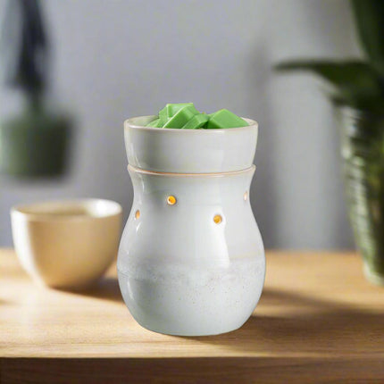 Frosted Farmhouse Illumination Warmer.