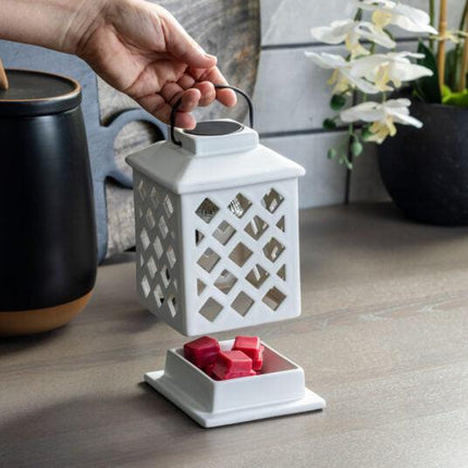 Trellis Lantern Canopy Illumination Warmer.