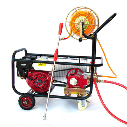 Samland 5.5HP WEED OR PEST CONTROL SPRAYING SYSTEM WITH PISTON PUMP 50M SPRAYER HOSE REEL.
