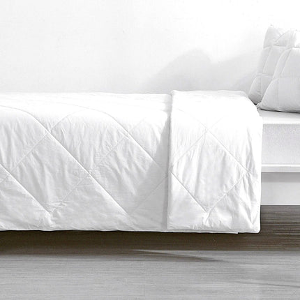 Premium Light Weight All Cotton Quilt by Renee Taylor King.