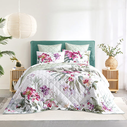 Kashmir Quilted Reversible Super King Coverlet Set by Renee Taylor.