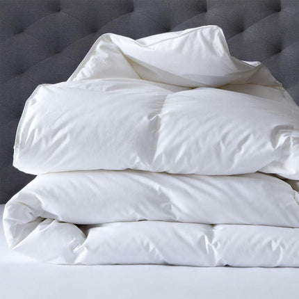 400 GSM All Seasons Natural Bamboo Double Quilt by Renee Taylor.