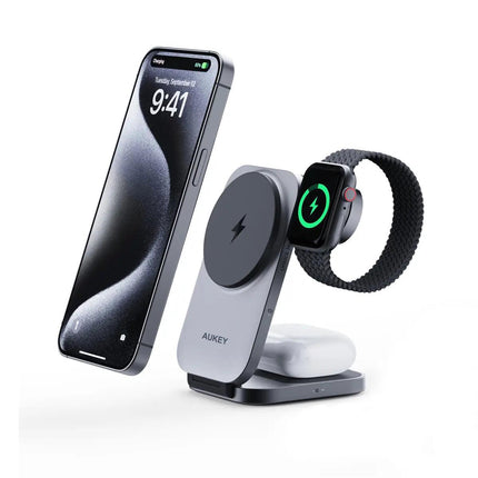 Aukey MagFusion Z Qi2 3-in-1 Foldable Magnetic Fast Wireless Charging Station (LC-MC312).