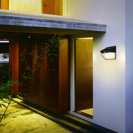 Solar Led Wall Light With Sensor 6W 600LM.