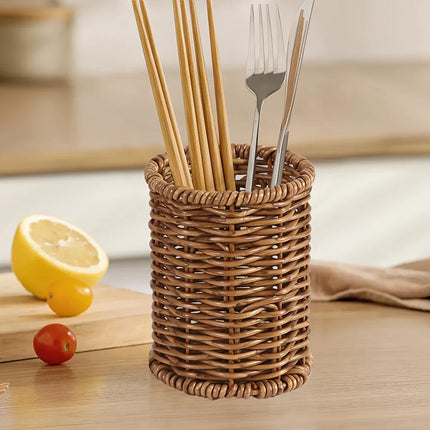 **Japanese Tableware Storage and Drying Basket: Slip-Resistant and Mold-Proof Bottom, Dual Use for Dining and Kitchen, a Simple and Tidy New Storage Choice**.
