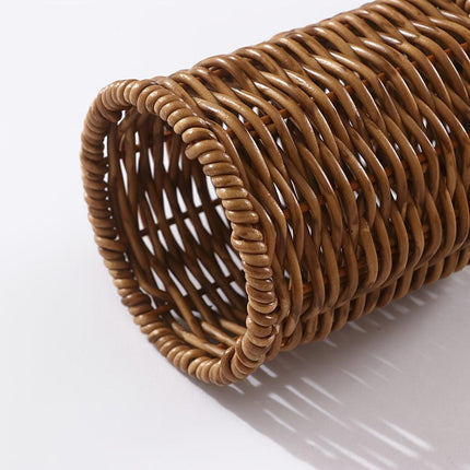 **Japanese Tableware Storage and Drying Basket: Slip-Resistant and Mold-Proof Bottom, Dual Use for Dining and Kitchen, a Simple and Tidy New Storage Choice**.