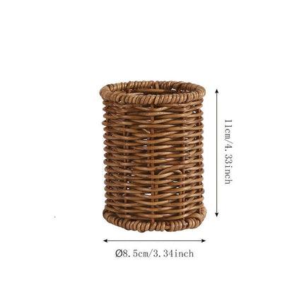 **Japanese Tableware Storage and Drying Basket: Slip-Resistant and Mold-Proof Bottom, Dual Use for Dining and Kitchen, a Simple and Tidy New Storage Choice**.