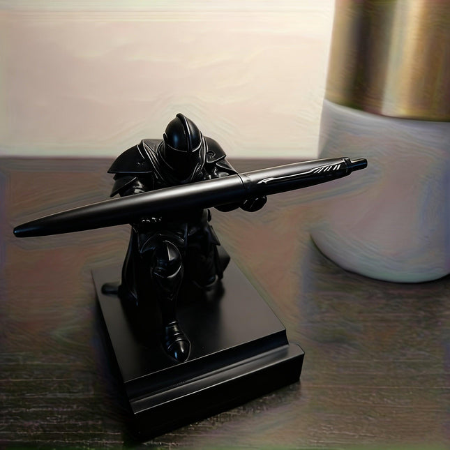 **Knight Sculpture Pen Holder: A Medieval Epic on Your Desk, Where the Pen Becomes a Sword, Blending Decorative Art with Practical Office Use**.