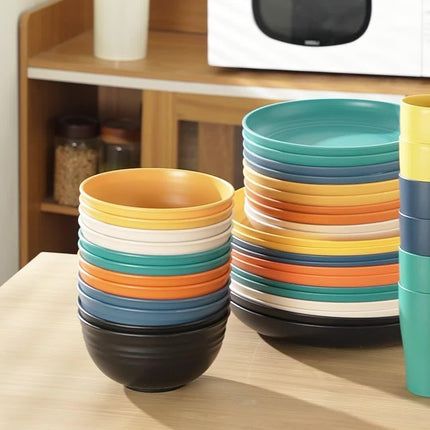 Eco-Friendly Wheat Straw Dinnerware: Stackable Design with Natural Texture, Illuminating the Sustainable Aesthetics of Every Meal.