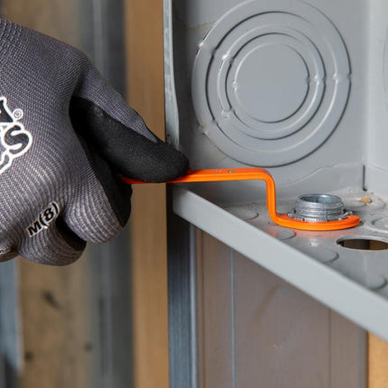 Orange Conduit Lockout Wrench Set – 3-Piece Offset Tool for 1/2", 3/4", 1" Pipe Nuts | Magnetic Storage & Hooked Tip Design | Ideal for Tight Spaces.