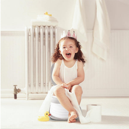 Portable Folding Potty for Toddlers – Compact Travel Toilet with Cat Design, Easy to Carry & Clean, Ideal for Home, Car, Camping, Outdoor Use (Grey).