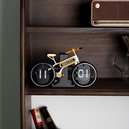 Modern Bicycle Flip Clock – Creative Mechanical Desk Timepiece with Dual Rotating Wheels, Retro Design for Home Office Decor, Compact Size (Yellow).