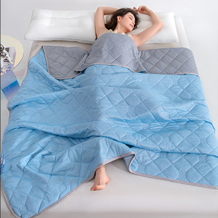 Christmas gifts for loved ones Aussie Summer Cooling Quilt – 4 Sizes, Breathable, Lightweight & Skin-Friendly for Refreshing Sleep All Season(lake blue,200cm*230cm).