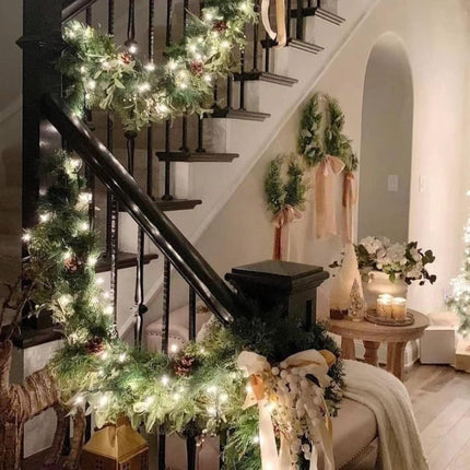 900 LED Cool White USB Fairy String Lights with Remote, 30m Green Wire, IP44 Waterproof 8-Mode Timer for Christmas Bedroom Decor.