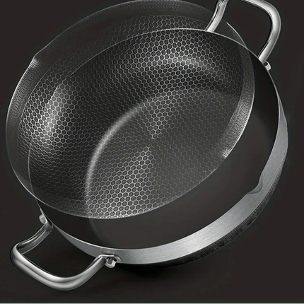 30cm Stainless Steel Non-Stick Frying Pan with Glass Lid Silver.