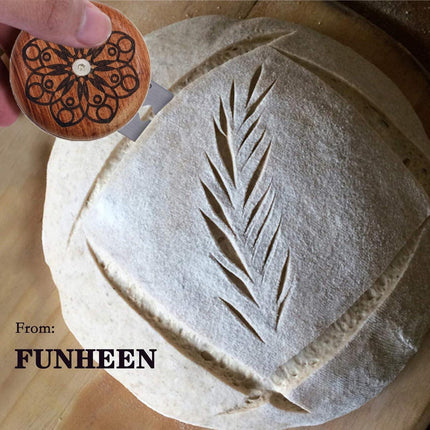 UFO Bread Lame Cutter for Homemade Sourdough Bread Bakers, Slashing Tool Cutting Bread Scoring Knife Razor Cutter, Great Gift for Artisan Bread and Baguette Makers(GREEN).