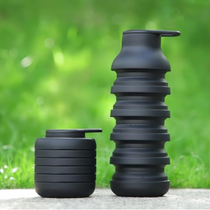 Collapsible Water Bottles, Reusable Water Bottle with Buckle, 600ml Silicone Leakproof Portable Bottle for Gym Camping Hiking Sports Outdoors, Travel Essentials for Flying Cruise Ship, Black.