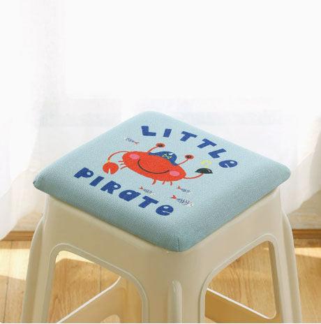 Baby & Kids > Kid's Furniture > Kid's Tables, Chairs & Seats.