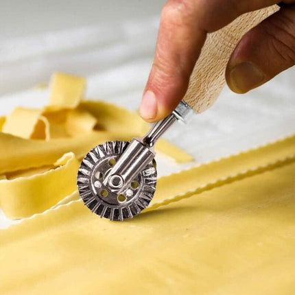 Ravioli Mold, Ravioli Cutter With Wooden Handle And Edge Utensils For Kitchen Accessories - 3 pcs Set.