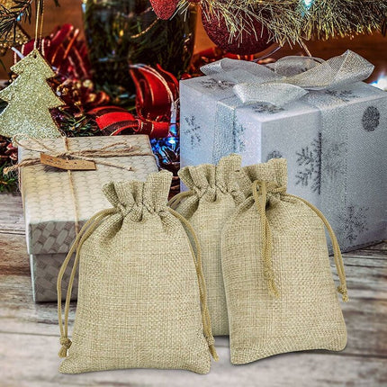 100 pcs Jute Bags 7X9Cm, Reusable Gift Bags, Burlap Pouches With Drawstring For Jewelry Gift Party Birthday Christmas.
