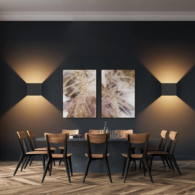 Rechargeable wall light with remote control - 5W - Three lighting colors - Adjustable intensity - Night light - Wireless - Battery operated - Suitable for indoor and outdoor use - Wit.