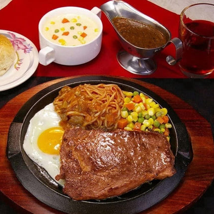 Gravy Boat - 240 ml - Pouring Jug - Stainless Steel Gravy Pitcher - Food-grade stainless steel gravy jug for juices, sauces, and roasting gravies.