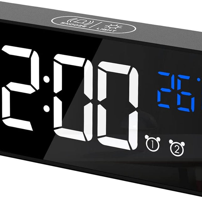 Digital alarm clock, LED digital clock with temperature display, portable mirror alarm clock, 13 alarm tones, USB rechargeable, 4 brightness settings and adjustable volume, 12/24 hour display.