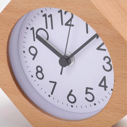 Wekker Wooden Alarm Clock, No Ticking, Silent, with Arabic Numerals, Backlit, Snooze Function, Battery Operated, for the Bedroom.