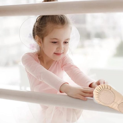 Baby & Kids > Girl's Clothing > Girl's Shoes.