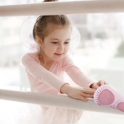 Baby & Kids > Girl's Clothing > Girl's Shoes.