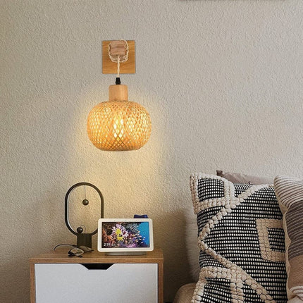 Bamboo wall lamp with lantern shape hand-woven lampshade, E26 lamp base, compatible with bedrooms and living rooms.