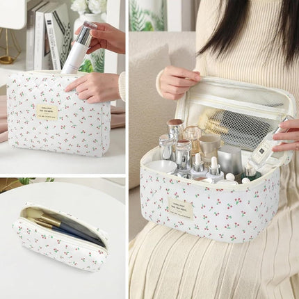 3-Piece Floral Makeup Bag Toiletry Travel Organizer, 20 x 10 cm.
