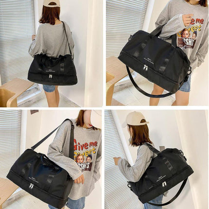 Large Capacity Waterproof Nylon Sport Gym Bag for Women and Men.