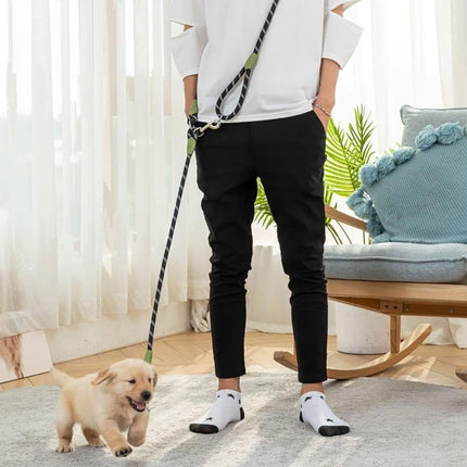 Reflective Hands-Free Dog Leash with Shoulder Strap for Small and Medium Dogs, Purple, Compatible with Jogging.