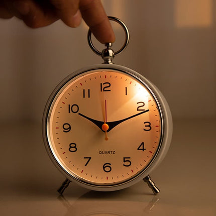 Analog Alarm Clock with Snooze Button, Retro Design and Lighting, White, 16x11 cm.