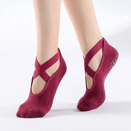 Closed Toe Yoga Socks | With Anti-Slip Bottom | Anti-Slip Socks | Pilates Socks | Size 36-40 | Red.