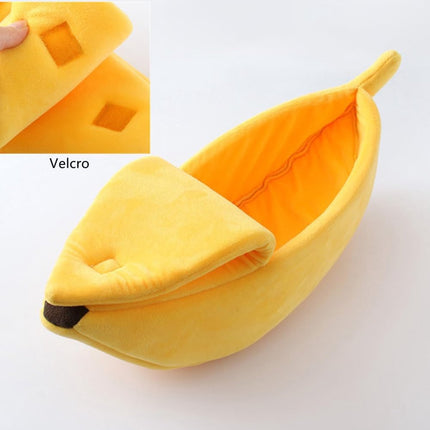 Banana-shaped pet bed - Creative dog and cat kennel - Warm and soft plush puppy mat - Cute fruit design for cats, kittens, and dogs - Available in various sizes (L).