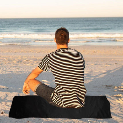 Mini Pocket Picnic Blanket - Sack Blanket - 150 x 110 Cm - Water-Repellent & Lightweight - Outdoor Blanket - Picnic Blanket - Beach Towel - Sand-Free Beach Mat - Outdoor Rug - Red - Perfect For Outdoors, Camping, Hiking, Traveling.